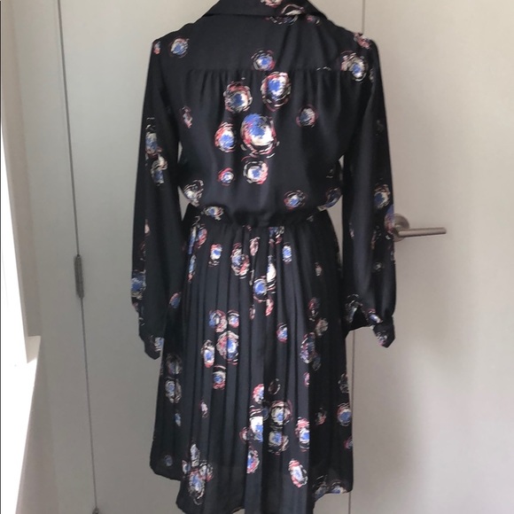 Pretty Print Dress - Picture 3 of 7